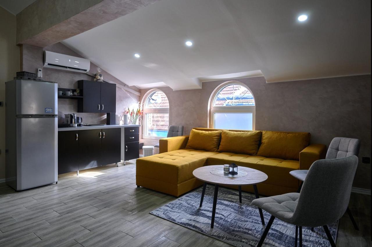 Vanimi Lux Apartmani Kikinda Εξωτερικό φωτογραφία