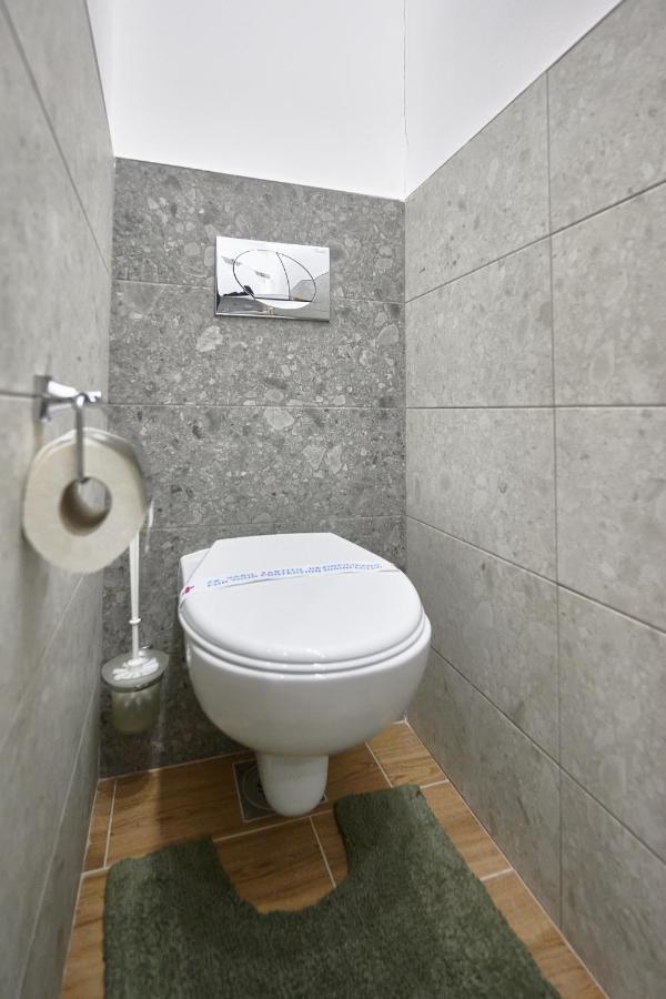 Vanimi Lux Apartmani Kikinda Εξωτερικό φωτογραφία