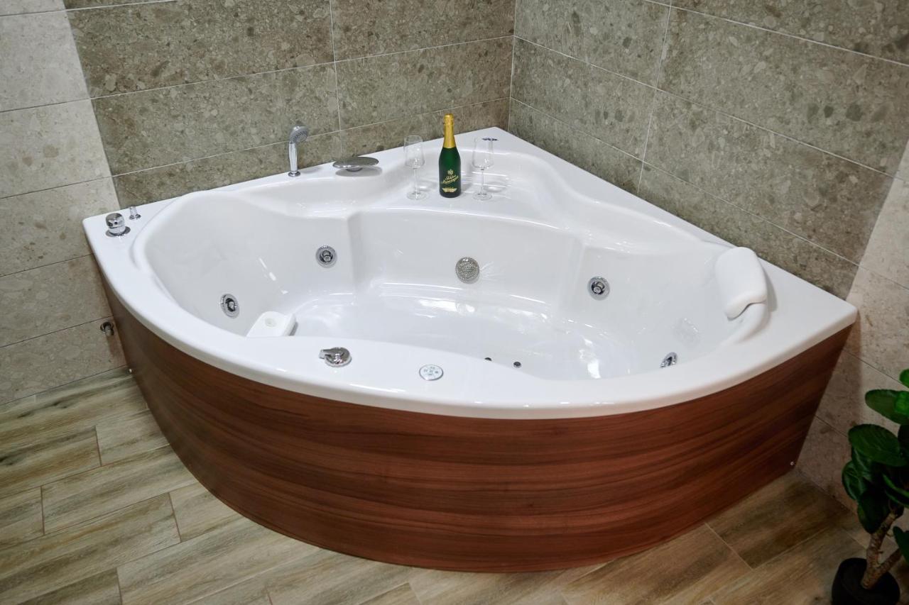 Vanimi Lux Apartmani Kikinda Εξωτερικό φωτογραφία
